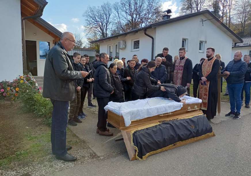 U Mirosavcima sahranjena Joka Milovanović, majka 3 poginula borca Vojske Republike Srpske