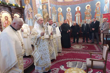 Krsnu slavu Mitrovdan obilježili Crkva, Boračka organizacija i Opština Šamac
