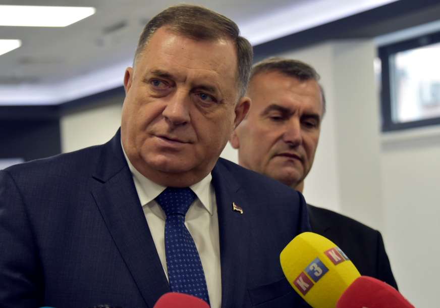 Dodik se sastaje sa Varheljijem “Nećemo prihvatiti sankcije Rusiji bez obzira šta od nas očekivali”
