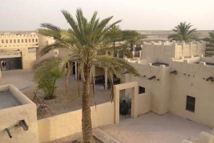 Čudna turistička atrakcija u Kataru: Napušteni grad kojeg treba napustiti prije zalaska sunca (VIDEO)