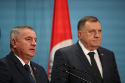 Višković o optužnici protiv Dodika “Srpska neće odustati od borbe za njena prava”