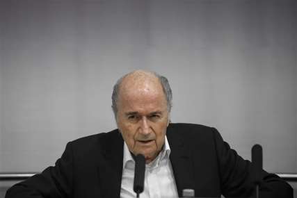 “INFANTINO NEMA HRABROSTI” Kontroverzni Blater kritikovao FIFA