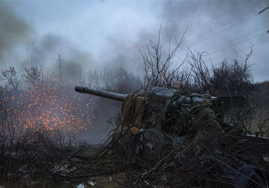 Američki obavještajci tvrde: Ruske snage u Ukrajini troše municiju brže nego što proizvode