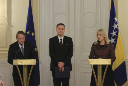 Cvijanović nakon sastanka sa Varheljijem "Nije dobro da se mehanizam koordinacije u BiH primjenjuje selektivno"