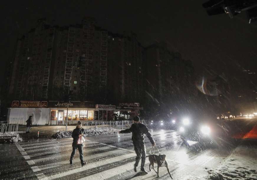 Čuju se sirene za uzbunu: Eksplozije u Kijevu i još nekoliko gradova