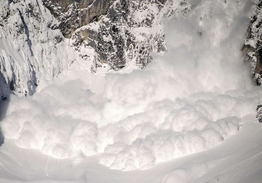 DRAMA U AUSTRIJI Najmanje 10 ljudi zatrpano ispod snijega nakon lavine na skijalištu