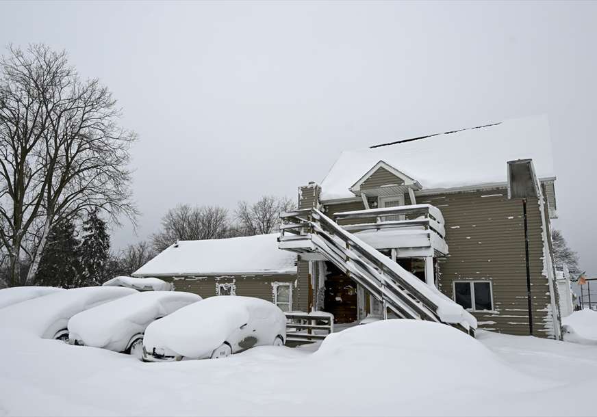 Broj mrtvih povećan na 63: U Americi otkazano skoro 3.000 letova, snježna mećava izazvala kolaps (FOTO)