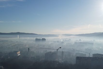 Kako se mjeri i šta određuje KOLIKO JE VAZDUH NEZDRAV: Banjaluka opet među zagađenim gradovima, šta je najbolje učiniti ako morate napolje