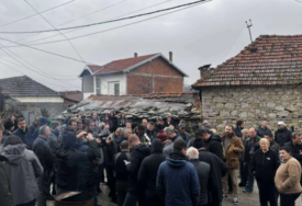 RASTU TENZIJE NA KOSMETU Petković ističe da će Beograd razmotriti povratak do 1.000 bezbjednosnih snaga