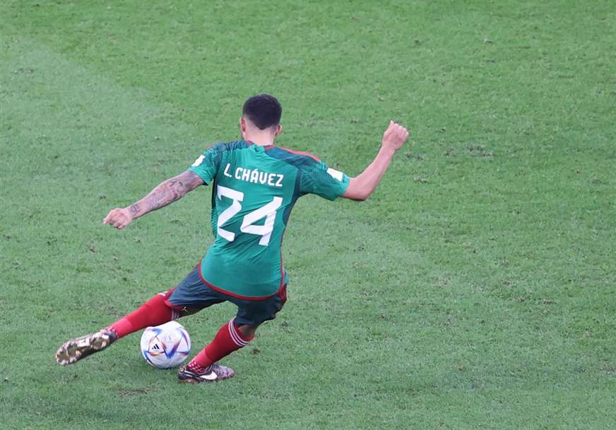 NAJJAČI GOL NA MUNDIJALU Meksička bomba iz slobodnog udarca (VIDEO)
