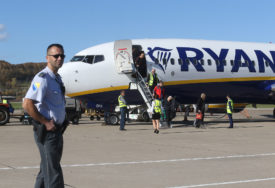 Imaće 7 miliona putnika manje: "Rajaner" najavio otkazivanje letova zbog kašnjenja isporuke aviona iz Boinga
