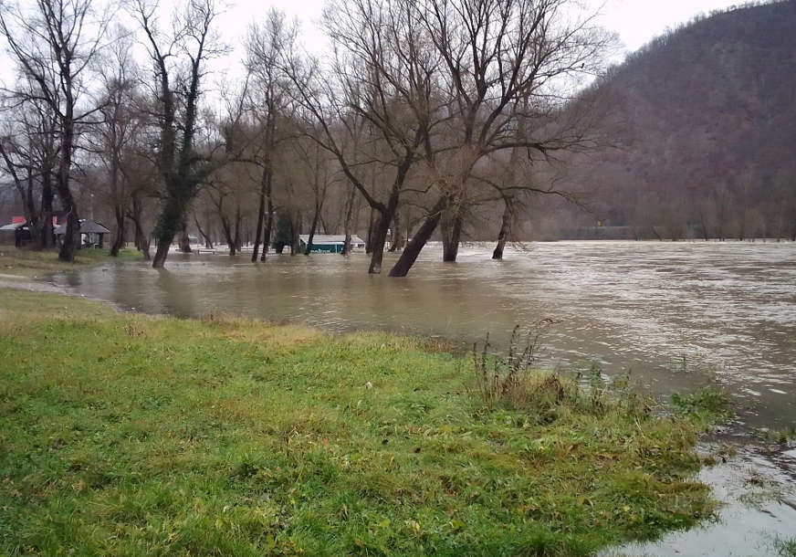 OPADA NIVO DRINE Nema opasnosti od poplava u Bratuncu