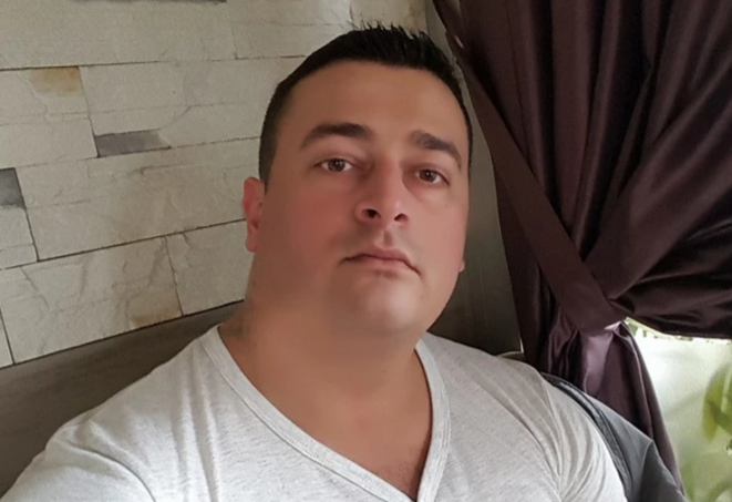 Srbin koji je IZREŠETAN živio bahato: Na društvenim mrežama se hvalio novcem i oružjem, a pozirao je i sa PUŠKOM (FOTO)