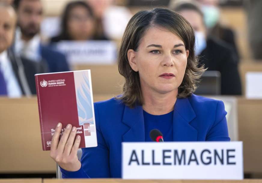 "Potpuno neprihvatljivo slanje srpskih snaga"  Njemački ministar spoljnih poslova o situaciji na Kosovu