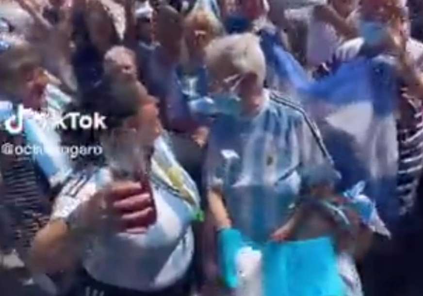 LUDNICA U ARGENTINI Zaplesala i Mesijeva baka (VIDEO)
