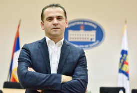„Radi vašeg opstanka spremni ste nas dovesti do potpunog sloma“ Milićević poslao OTVORENO PISMO predstavnicima vlasti