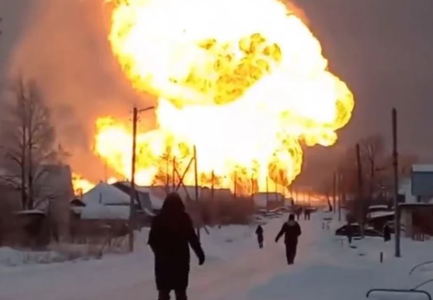 Eksplozija u Rusiji, IMA MRTVIH: Zapalio se dio gasovoda koji ide sa Arktika kroz Ukrajinu (VIDEO)