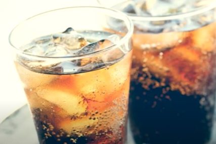 UZROKUJU I PRERANO STARENJE Istraživanja ukazuju na loš uticaj gaziranih pića na organizam