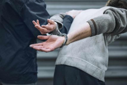 HOROR U GRČKOJ Šestoro maloljetnika uhapšeno zbog višestrukog silovanja dječaka