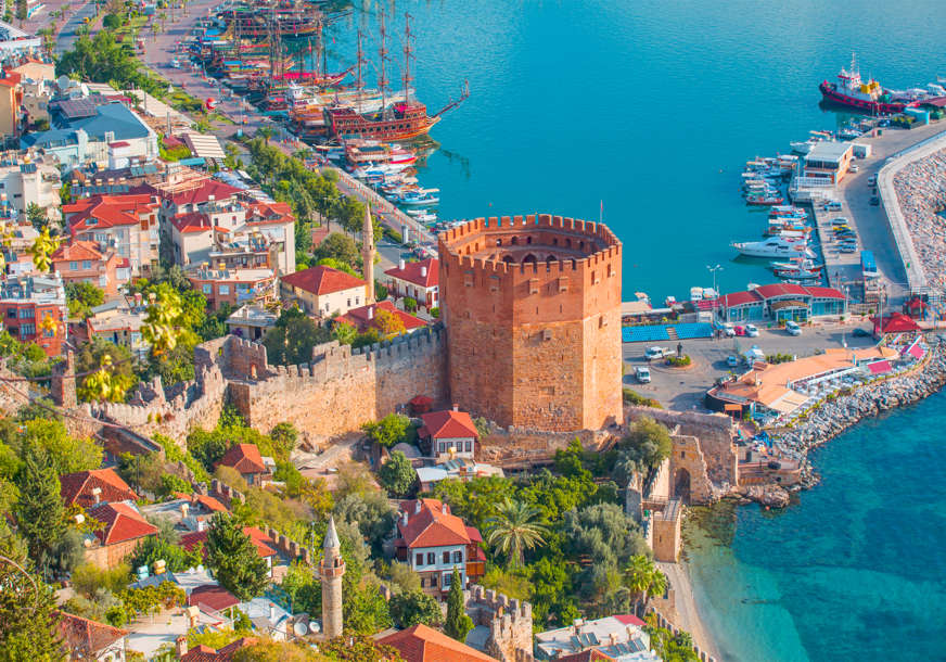NOVOGODIŠNJA AKCIJA U KONTIKIJU Iskoristite do 40% popusta na rani booking + dodatnih 5% popusta na već snižene cijene