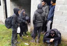 SMRTNO IH STRADALO 12 Prošle godine u Srpskoj pronađeno 4.728 ilegalnih migranata, skoro svi su muškarci