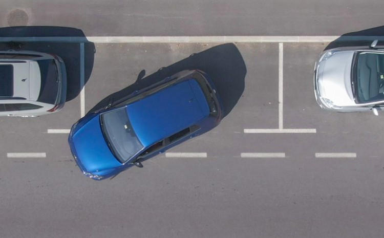 HIT Snimak ovog bočnog parkiranja nasmijao je mnoge (VIDEO)