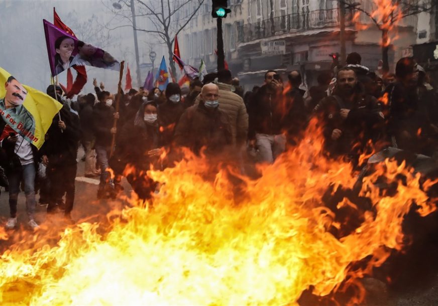Protest Kurda u Parizu