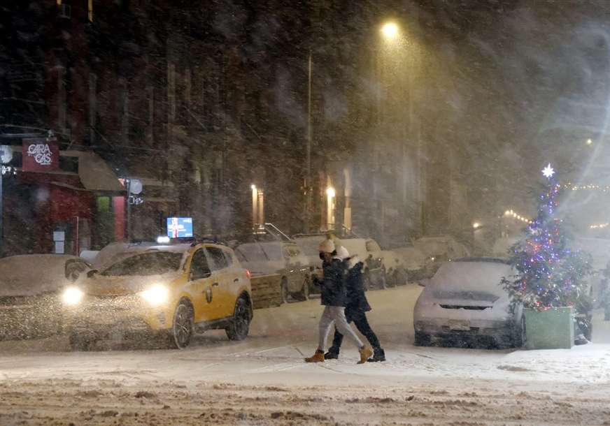 Istorijska zimska oluja u SAD: Milion stanovnika bez struje