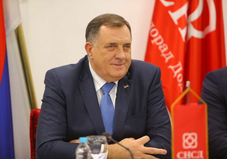Dodik čestitao Vučeviću “Nadam se da ćemo i dalje jačati bratske veze Srpske i Srbije”