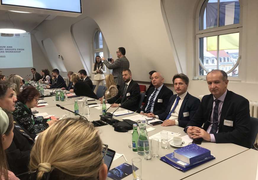 FOTO: USTUPLJENA FOTOGRAFIJA
