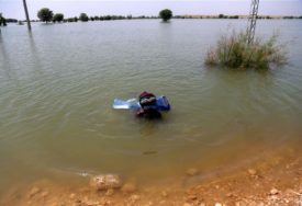 NEZAPAMĆENA TRAGEDIJA  Izvučena tijela 49 dječaka koji su se utopili u jezeru