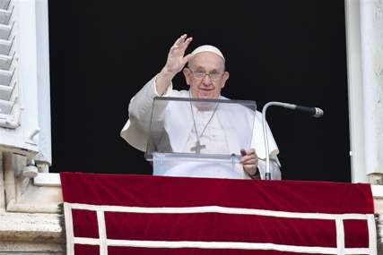 Papa Franja o homoseksualnosti "Bog voli svu svoju djecu takvu kakva jesu"