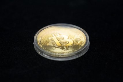 Ponovo se ulaže u kriptovalute: Bitkoin u januaru porastao za 40 odsto