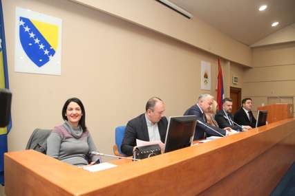"Glasaćemo protiv predloženog saziva Savjeta ministara" Borenović  poručuje da ne odustaju od osporavanja rezultata izbora za predsjednika Srpske (FOTO)
