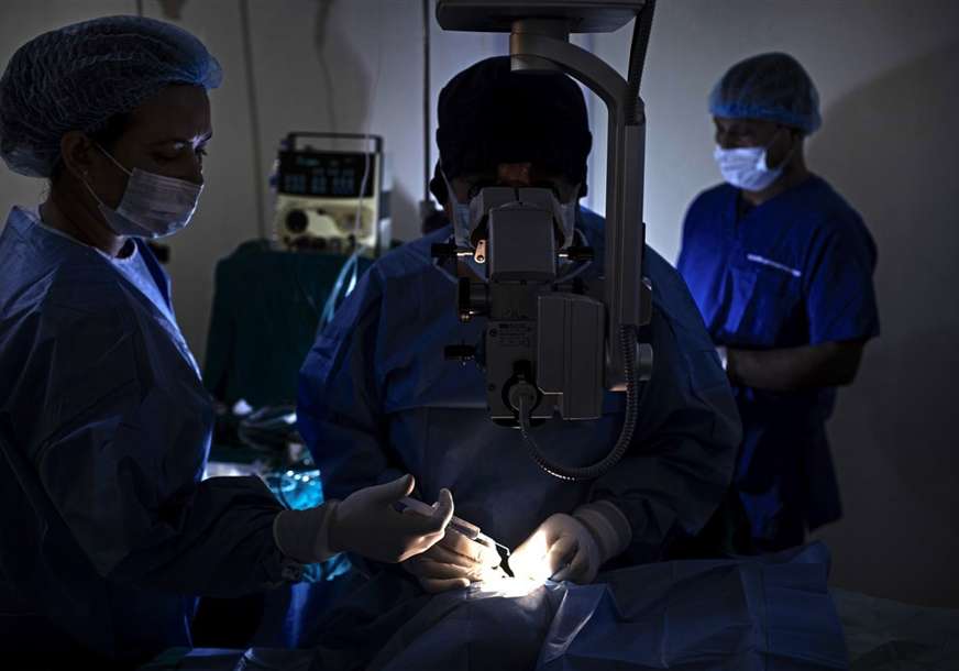 Uzeo 1,6 miliona evra: Makedonski hirurg pacijente liječio metodom pročišćavanja krvi