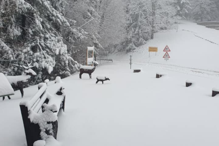 Snijeg prekrio planine u BiH: Zimska turistička sezona mogla bi biti spasena (FOTO)