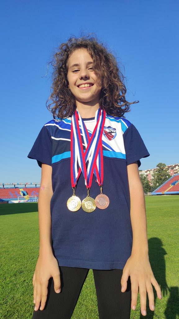 Natalija Miljatović s medaljama