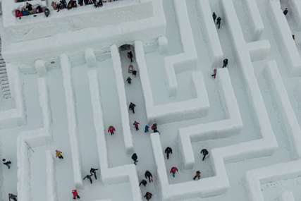 Zimske čarolije u Poljskoj: Ovako izgleda najveći lavirint na svijetu