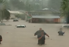 Padavine oborile rekorde: Nastavljaju se razorne poplave na Novom Zelandu (VIDEO)