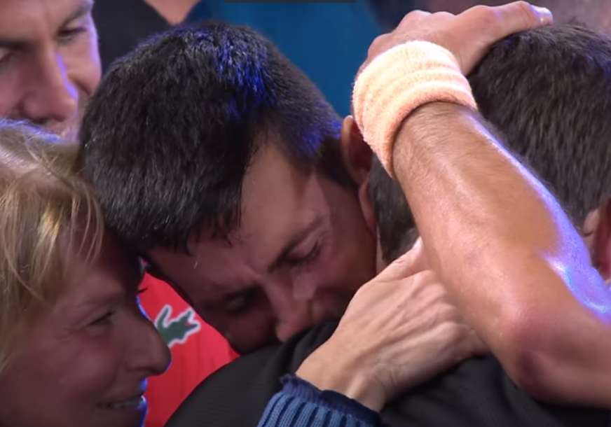 ERUPTIRAO VULKAN Novak se slomio nakon osvajanja epske krune, plakala je "Rod Lejver arena", plakali smo i mi (VIDEO)