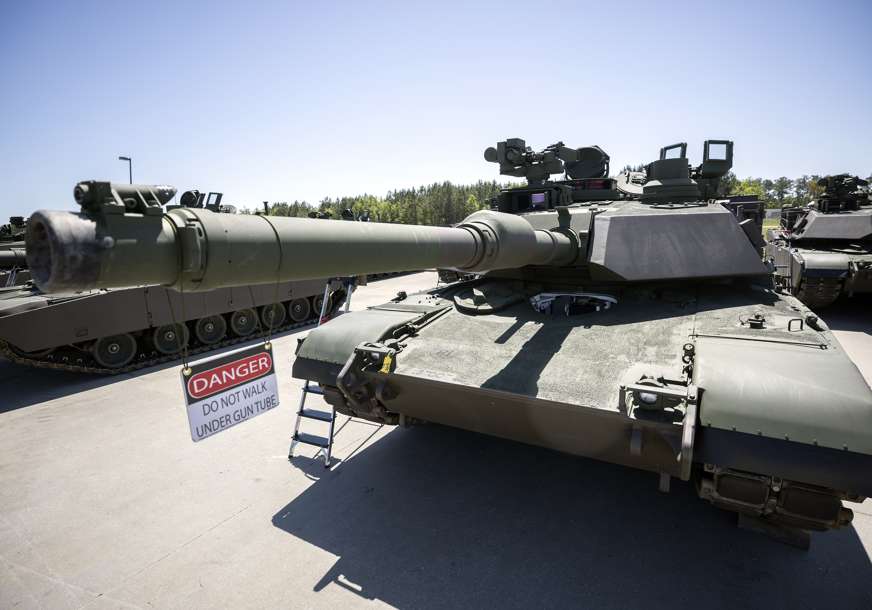 Zaharova o isporuci tenkova Ukrajini "Dovešće sukob Zapada s Rusijom na novi nivo"