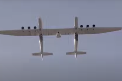 Najveći avion na svijetu ostvario još jedan rekord: Dizajniran da lansira satelite u nisku orbitu Zemlje (VIDEO)