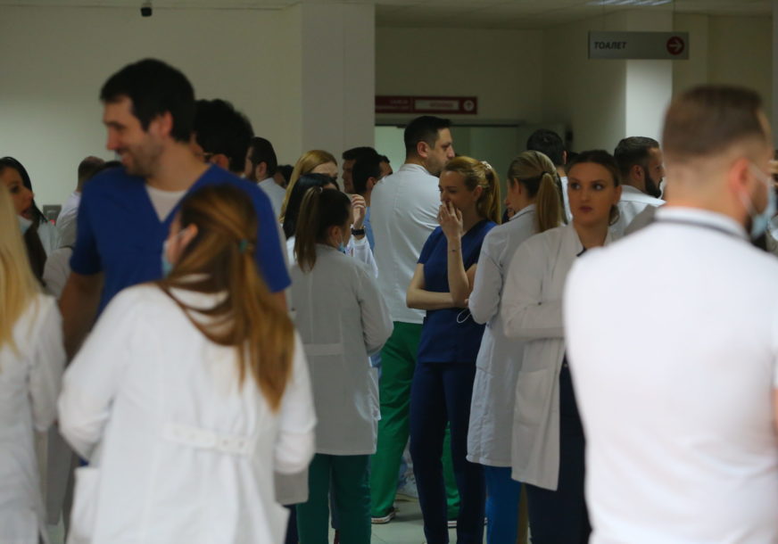 doktori medicina UKC