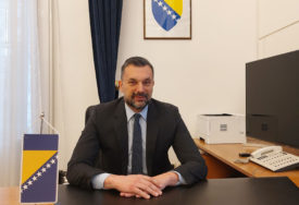 STOPIRANA OBUKA DIPLOMATA Konaković suspendovao sporazum između BiH i Mađarske