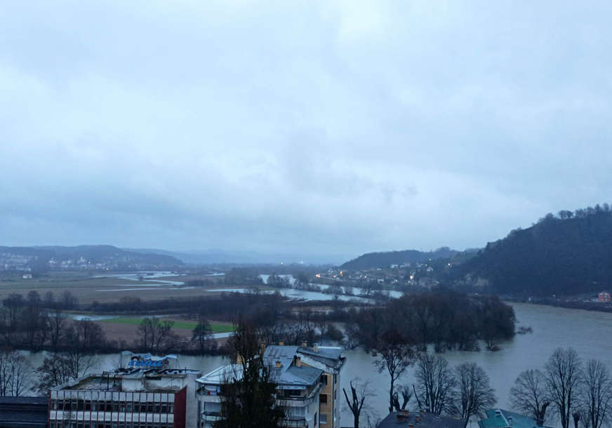 Nema ugroženih domaćinstava: Vodostaj rijeka Une i Sane i dalje u porastu, Bosna u opadanju