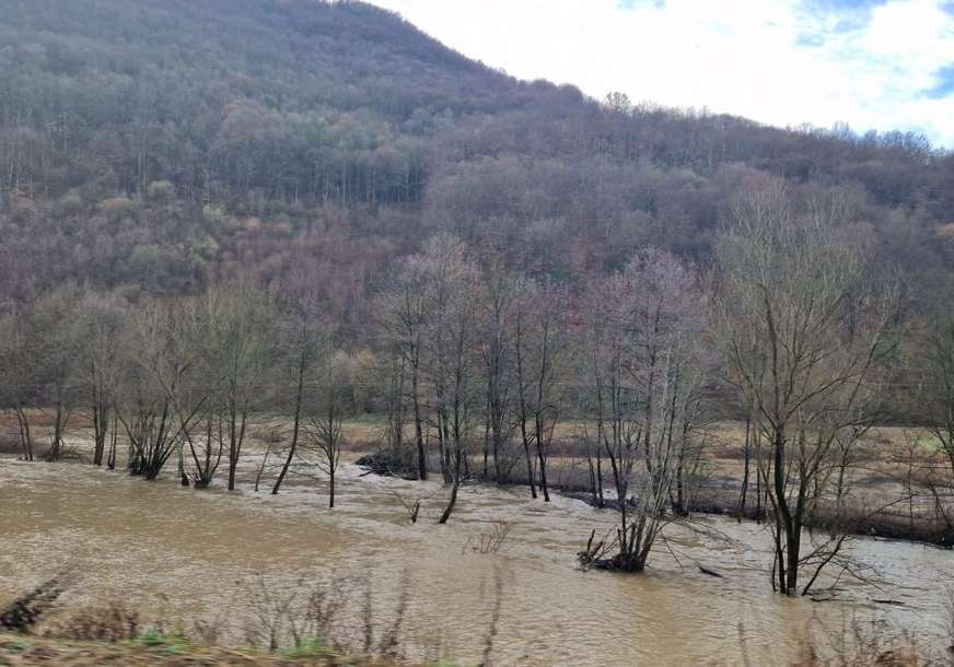 Rijeke na Kosovu se povlače u korita: Četiri opštine teško pogođene poplavama, komisije za procjenu štete na terenu