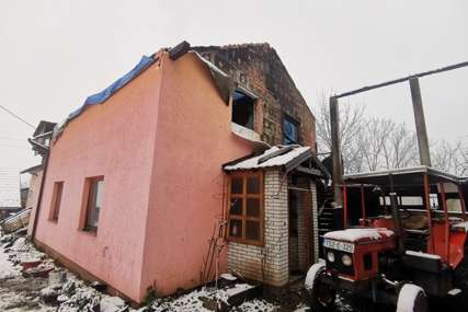 Ostali bez krova nad glavom: Počinje sanacija kuće porodice Todorović oštećene u požaru