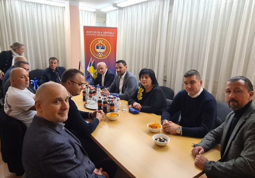 Delegacija u posjeti Predstavništvu Srpske u Štutgartu