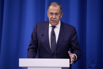 Lavrov o sukobu u Ukrajini "NATO vodi hibridni rat protiv Rusije"