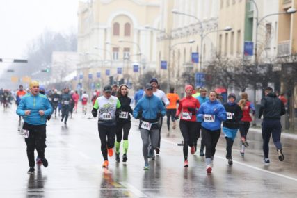 Ni hladnoća im nije smetala: U Banjaluci održana trka "Trčimo za Srpsku" (FOTO)